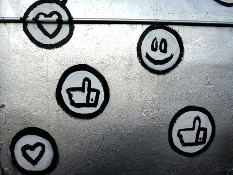 5 Reasons Why Your Business Must Use Facebook Advertising